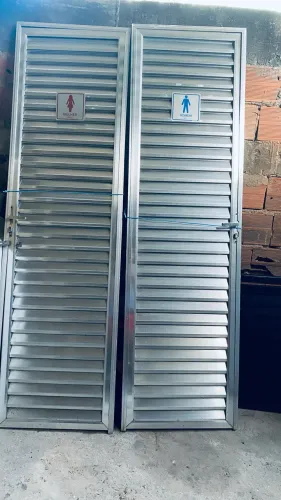 Vendo essas portas de alumínio