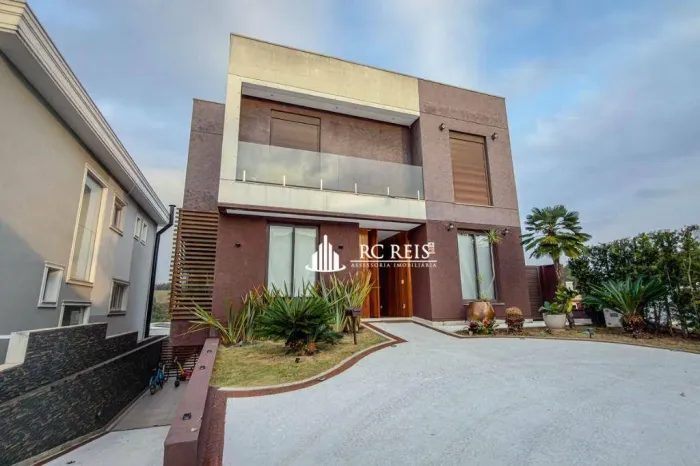 Casa 100% mobiliada no Tamboré 11 em Alphaville com 4 suítes para alugar, 440 m² por R$ 50
