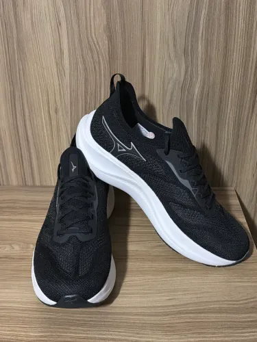 Tênis mizuno oracle 