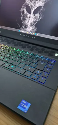 Notebook Gamer Alienware M16 / i9 13900HX / RTX 4070 8gb