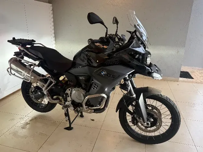 BMW F 850 GS Adventure Triple Black 2024 - Estado de Zero-Km (Apenas 2.700 km)