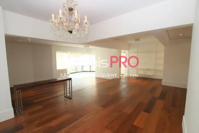 Ótimo Apartamento 156m² 3 Dormitórios para Locação em Moema