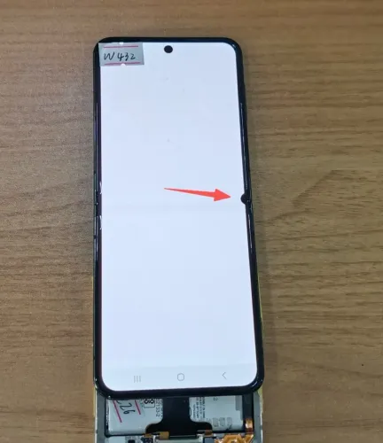 Tela original Samsung Z Flip 5 c/detalhe - faço envio/Olx pay