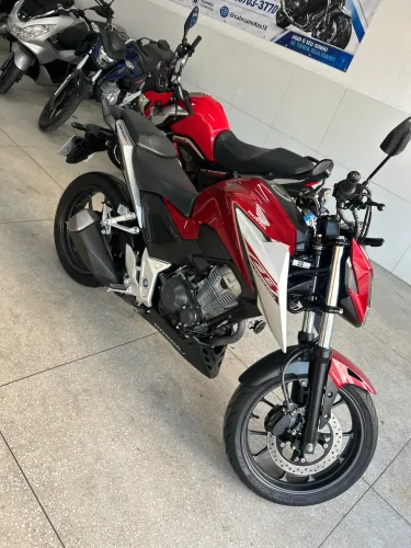 CB 300f ABS 2026 4.000km
