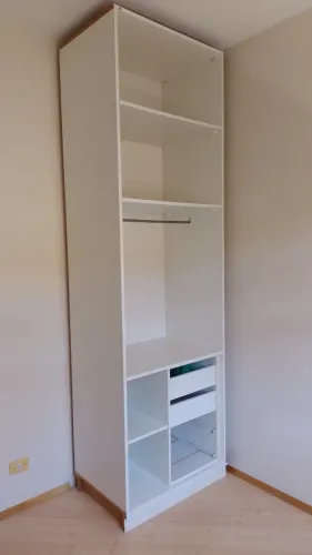 CLOSET MODULADO BRANCO DE MADEIRA - LINEAR OU EM ?L? (2 PEÇAS)