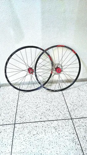 Rodas Syncros by DtSwiss 622x17mm 