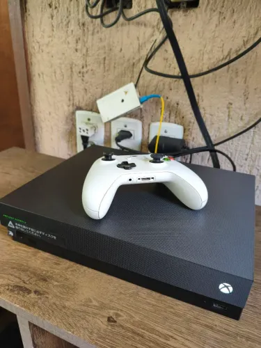 Xbox one x project scorpio (versão japonesa)