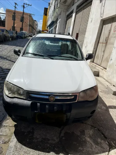 Fiat Strada 1.4 MPI Fire Flex 8V CS 2012