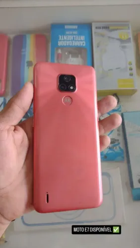 MOTOROLA MOTO E7