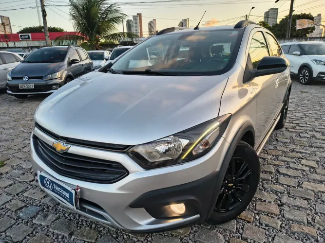 Chevrolet Onix ACTIV 1.4 8V FLEX AUT. 4P 2019