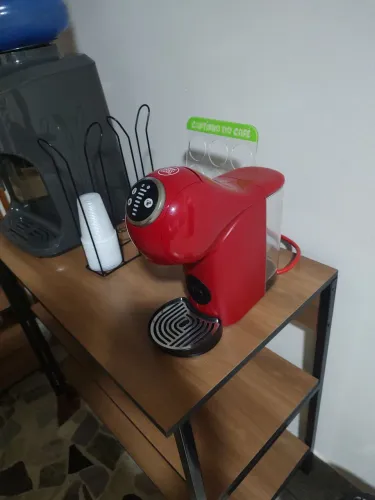Cafeteira Nescafé Dolce Gusto Genio S Plus Vermelha 127 v