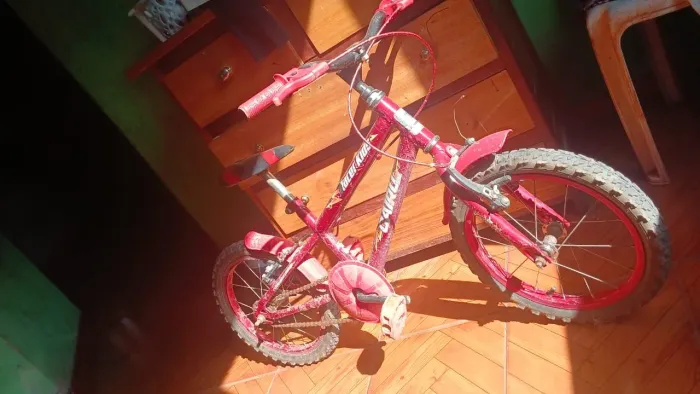 Kit para menino , tudo por apenas 400 reais! *26 chama que dá certo.