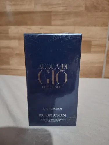 Giorgio Armani profundo, perfume <br>GIORGIO ARMANI<br>Giorgio Armani Acqua ARMANI<br>Giorgio Arma