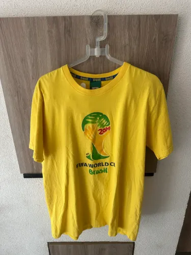 camiseta rara original fifa copa do mundo fifa 2014 raríssima ! difícil de achar !