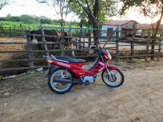 50 cc bem conservada