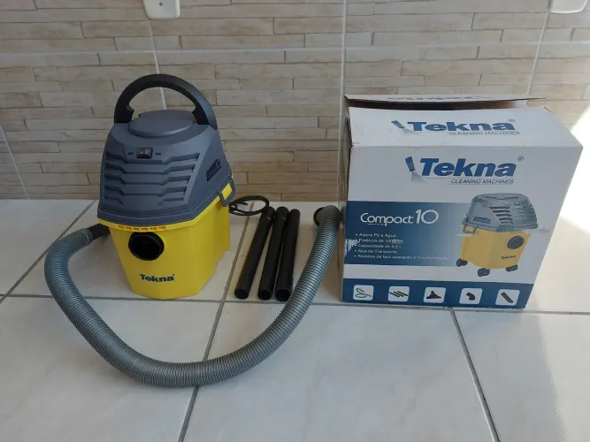 Aspirador de pó e água Tekna novo, sem uso, na caixa.                                   