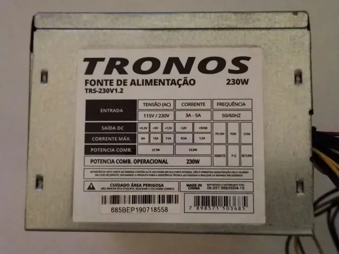 Fonte Tronos 230W.