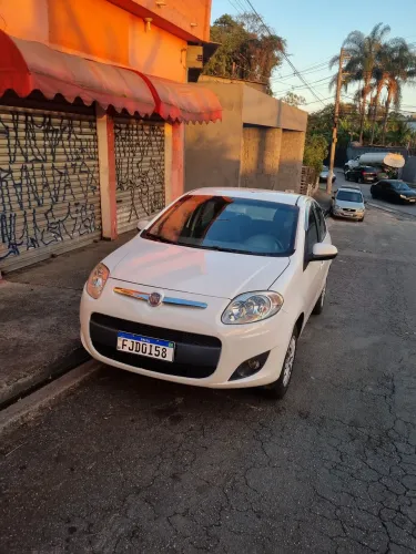 Fiat Palio Attractive 1.0 EVO Fire Flex 8V 5P 2013