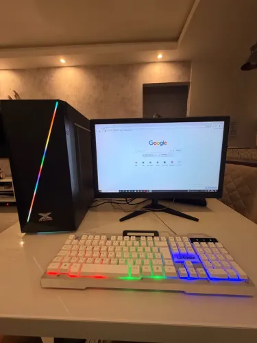 PC Completo Ryzen 3 3200G + Monitor 24? Full HD + 578GB + 8GB RAM