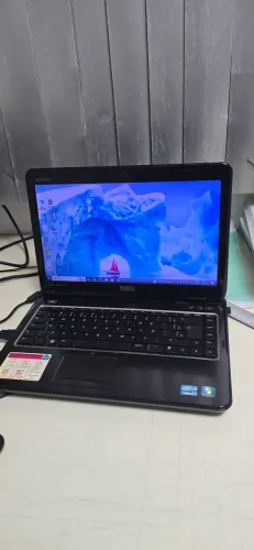 Notebook DELL Inspiron 14"