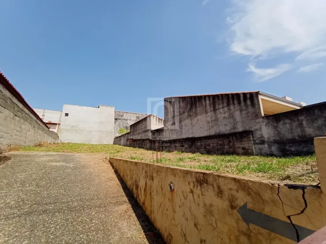 Terreno à venda na Vila Hortência em Sorocaba-SP