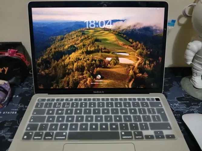 MacBook