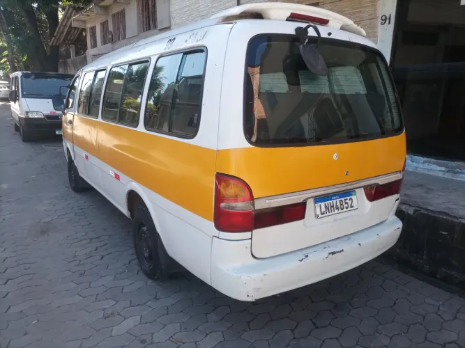 Kia Motors Besta GS Grand 3.0 8V 16L Diesel 2000