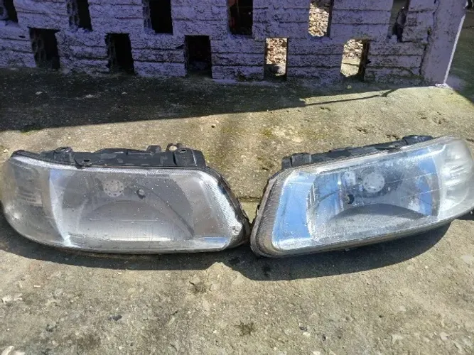 Par de farol gol parati saveiro g3