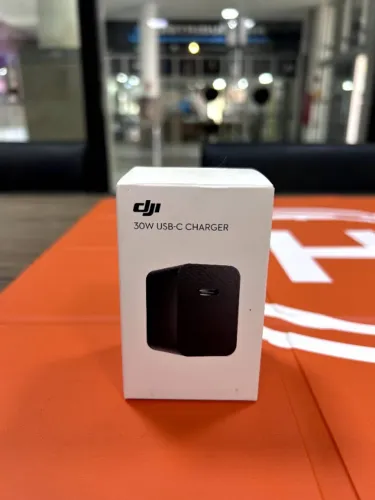 Carregador DJI 30W USB-C - Carregamento Rápido