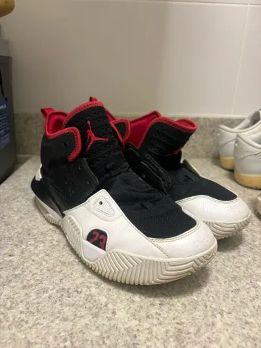 Nike Jordan Stay Loyal 2