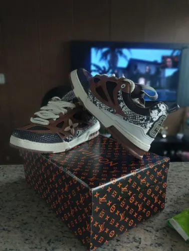Tênis Louis Vuitton Tam 36 