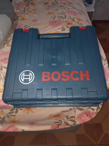 Martelete Perfurador Bosch GBH 2-24D 820W 127V Com Maleta