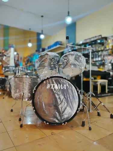 Bateria Acústica 20" TAMA Stagestar ST50H5 CSS Prata (NOVA!)