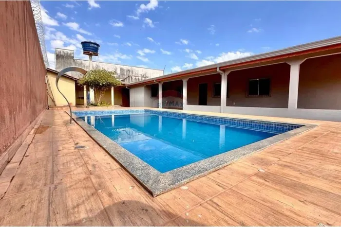 CASA A VENDA - REDENÇÃO - PARÁ.