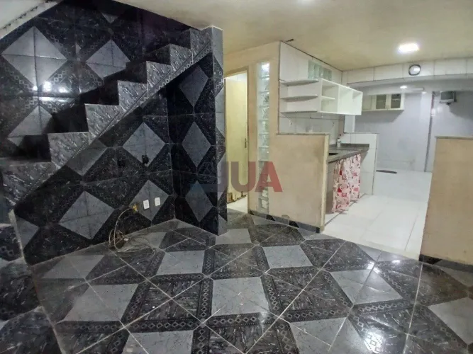 Casa em Condomínio na Luz | 2 Quartos + Espaço Extra | Negocie Melhorias