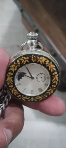 Relógio de bolso.
