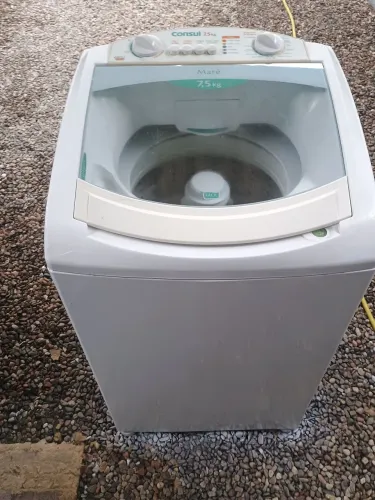 VENDO MÁQ DE LAVAR 7,5 KG PEQUENA FUNCIONANDO OK MARCAS DE USO COMO NAS FOTOS