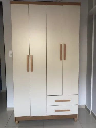 Guarda-roupa solteiro