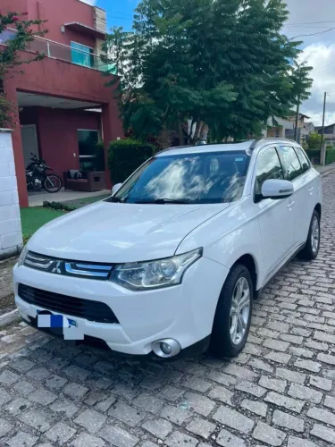 Mitsubishi Outlander 2.0 16V 160cv Aut. 2015