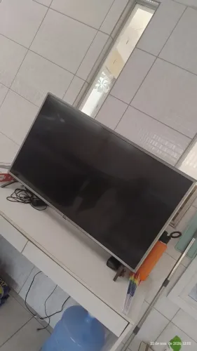 SmartTv LG 43" - com defeito
