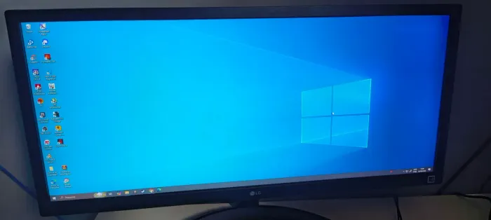 Monitor LG 25.7