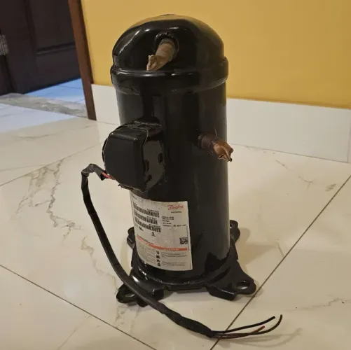 Compressor de Ar Danfoss Scroll 7.5 TR (90.000 BTU) 380V Trifásico - R22