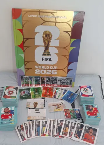 Vendo Álbum Dourado Completo da Copa.