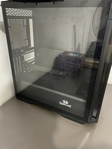 Gabinete redragon strafe