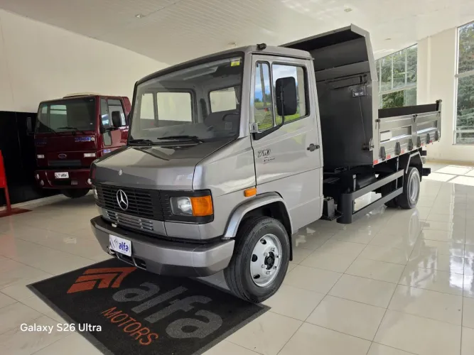 MB 710 2012 PLUS CAÇAMBA 