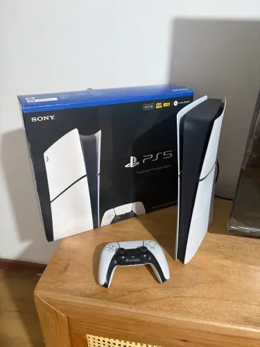 PS5 825 GB!!!!