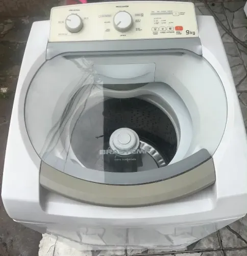 MÁQUINA DE LAVAR ROUPAS BRASTEMP 9 Kg C/GARANTIA