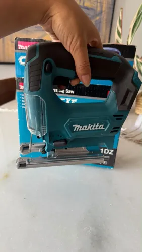 Serra tico tico Makita