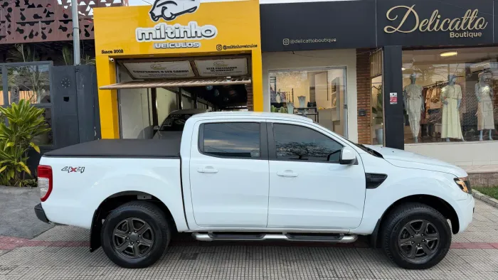 Ford Ranger XL 2.2 4X4 CD Diesel Mec. 2015