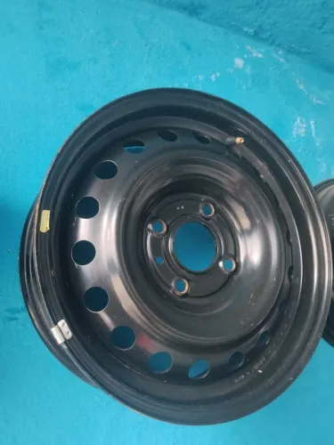 Roda de ferro para Nissan Tiida Livina 